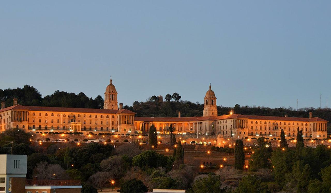 Premier Hotel Pretoria Exterior photo